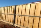 Min Minlap-and-cap-timber-fencing-4.jpg; ?>